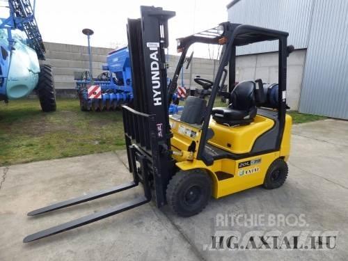 Hyundai 20L-7M 其他農業機械