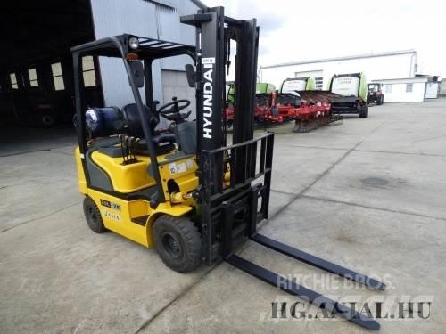 Hyundai 20L-7M 其他農業機械