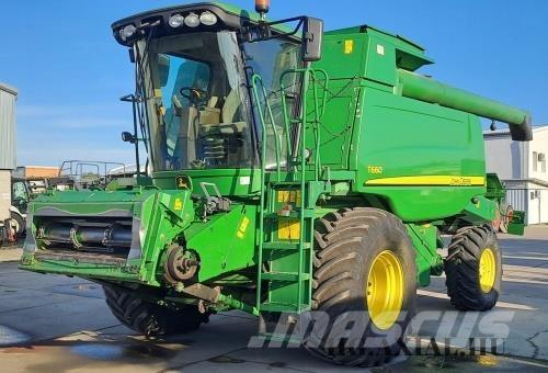 John Deere T660 聯合收穫機