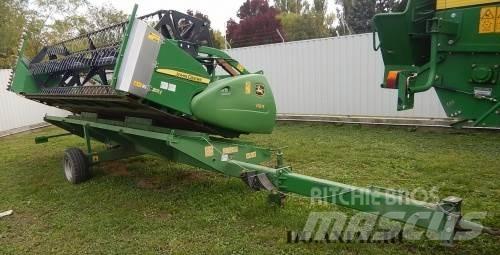 John Deere W540 聯合收穫機