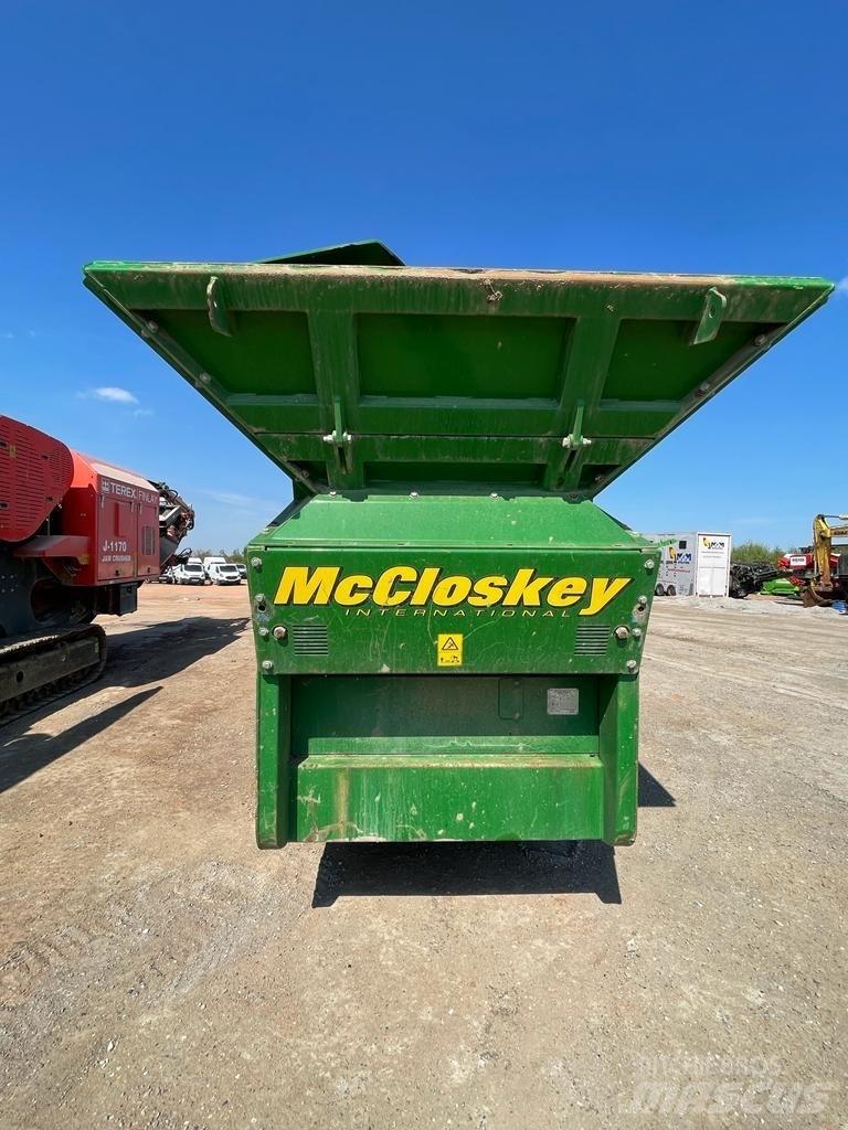 McCloskey R70 篩分機