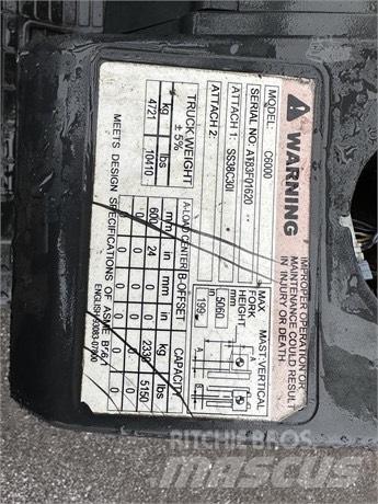 CAT C 6000 貨櫃搬運機
