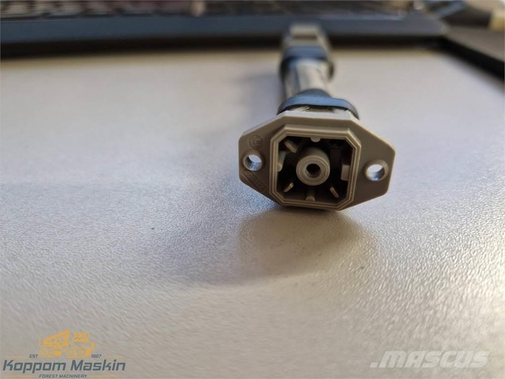 Rottne 401-24756 電子設備