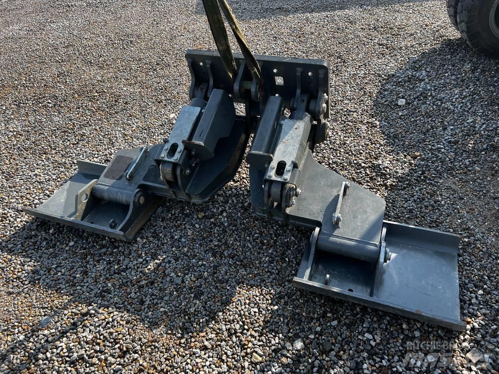 Wacker Neuson EW 65 底盤和懸架