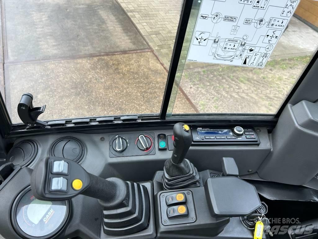 CASE CX20D 小型挖土機/掘鑿機<7t(小型挖掘機)