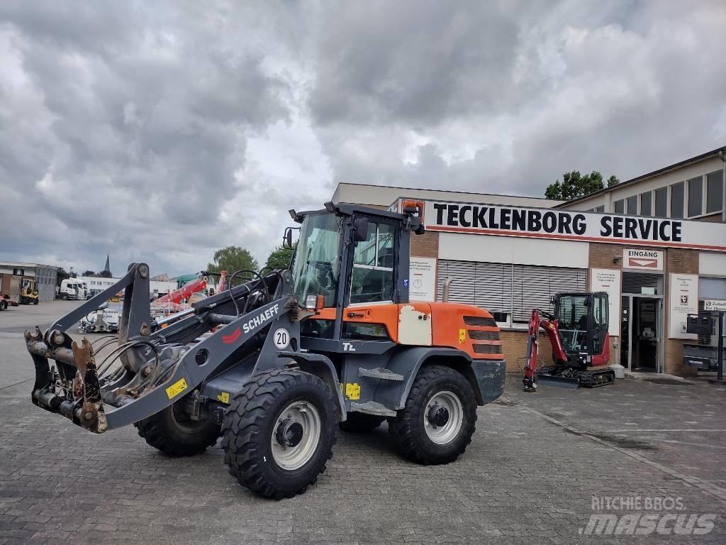 Terex Schaeff TL100 輪胎式裝載機