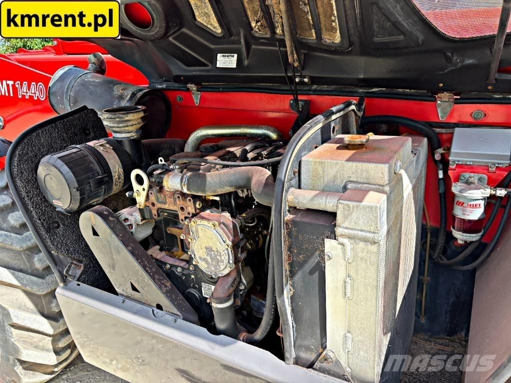 Manitou 1440 伸縮臂操作車