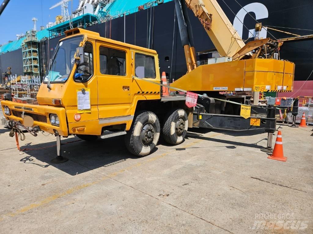 Samsung SC 50 H-2 全路面起重機/吊車