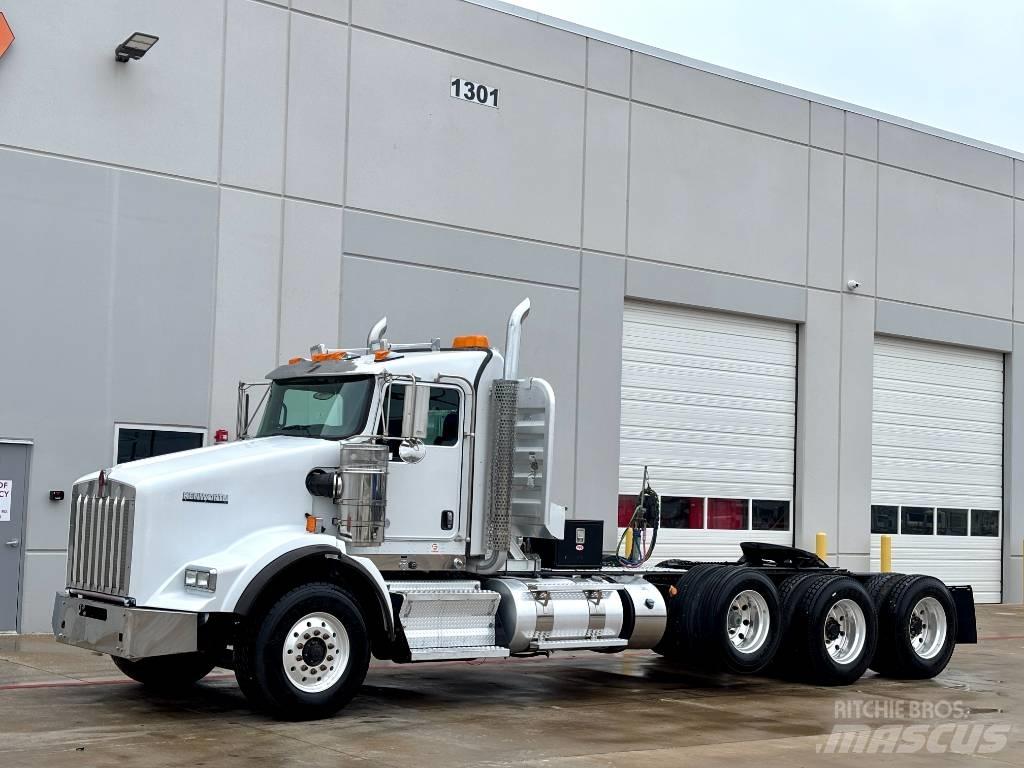 Kenworth T 800 曳引機組件