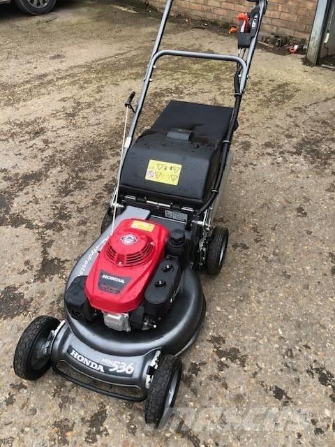 Honda HRH536HX 手扶式割草機