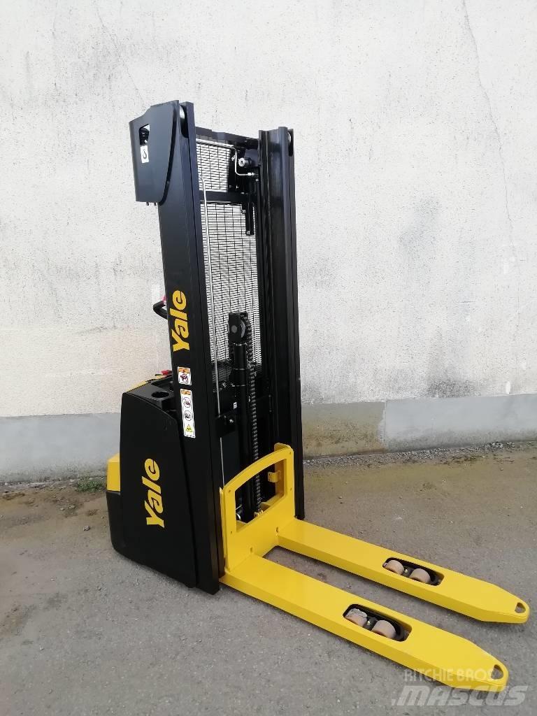 Yale MS12 行走控制式堆積機