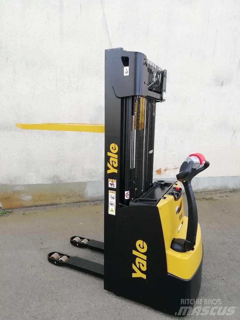 Yale MS12 行走控制式堆積機