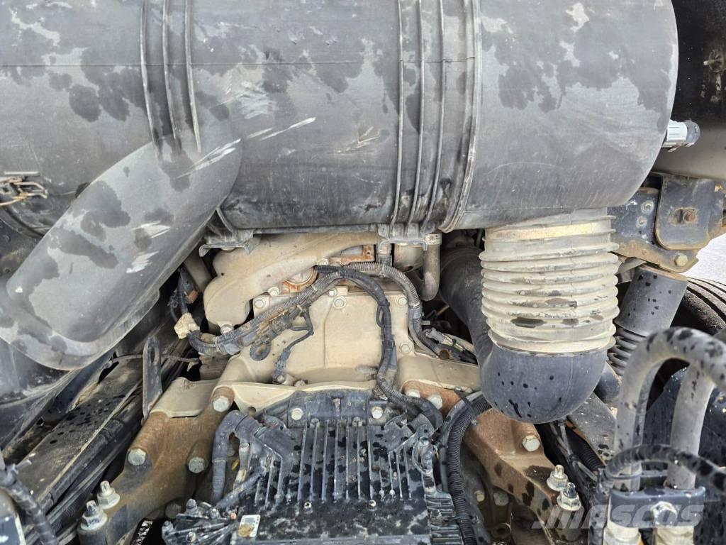 MAN 28.400 吊鉤式起重車