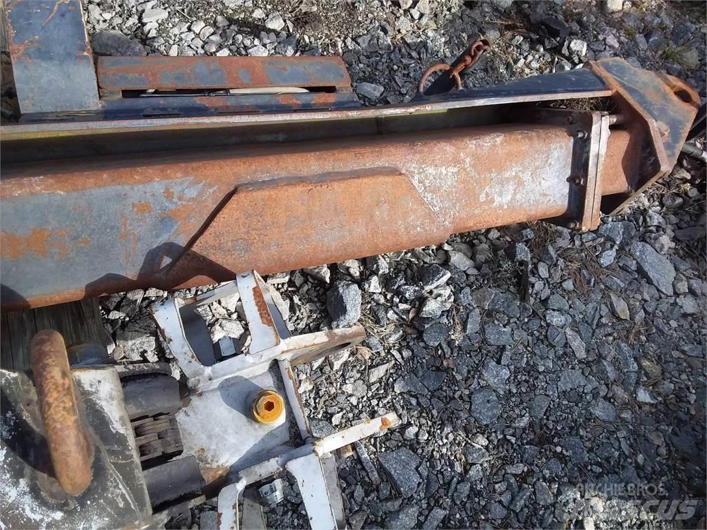 CAT 2200 收穫起重機