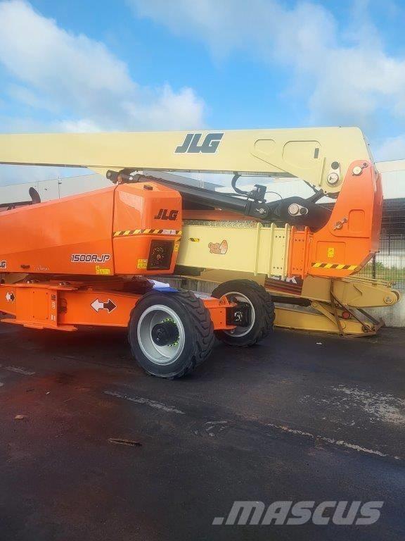 JLG 1500AJP 曲臂高空作業車