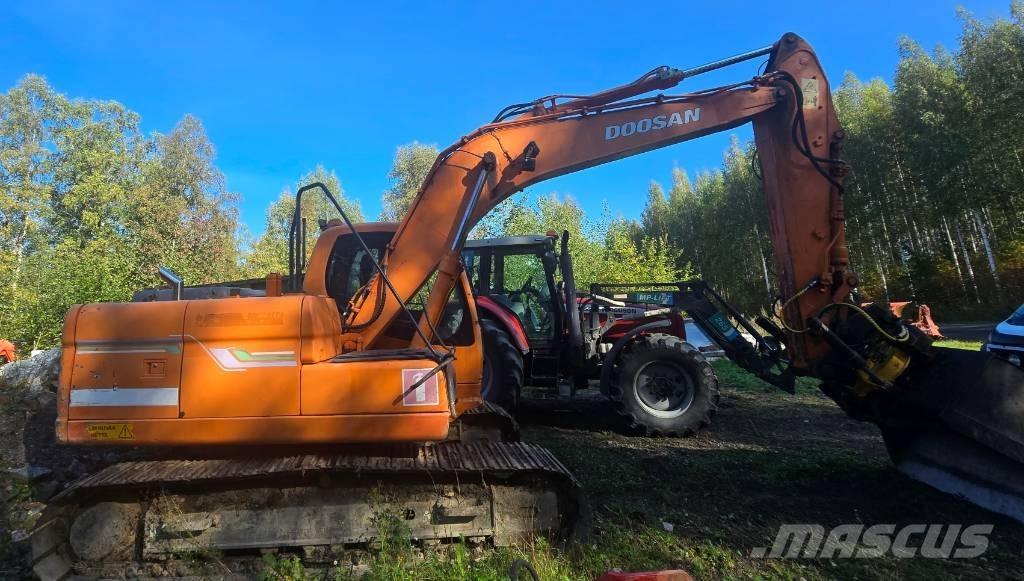 Doosan DX 140 LC 履帶式 挖土機/掘鑿機/挖掘機