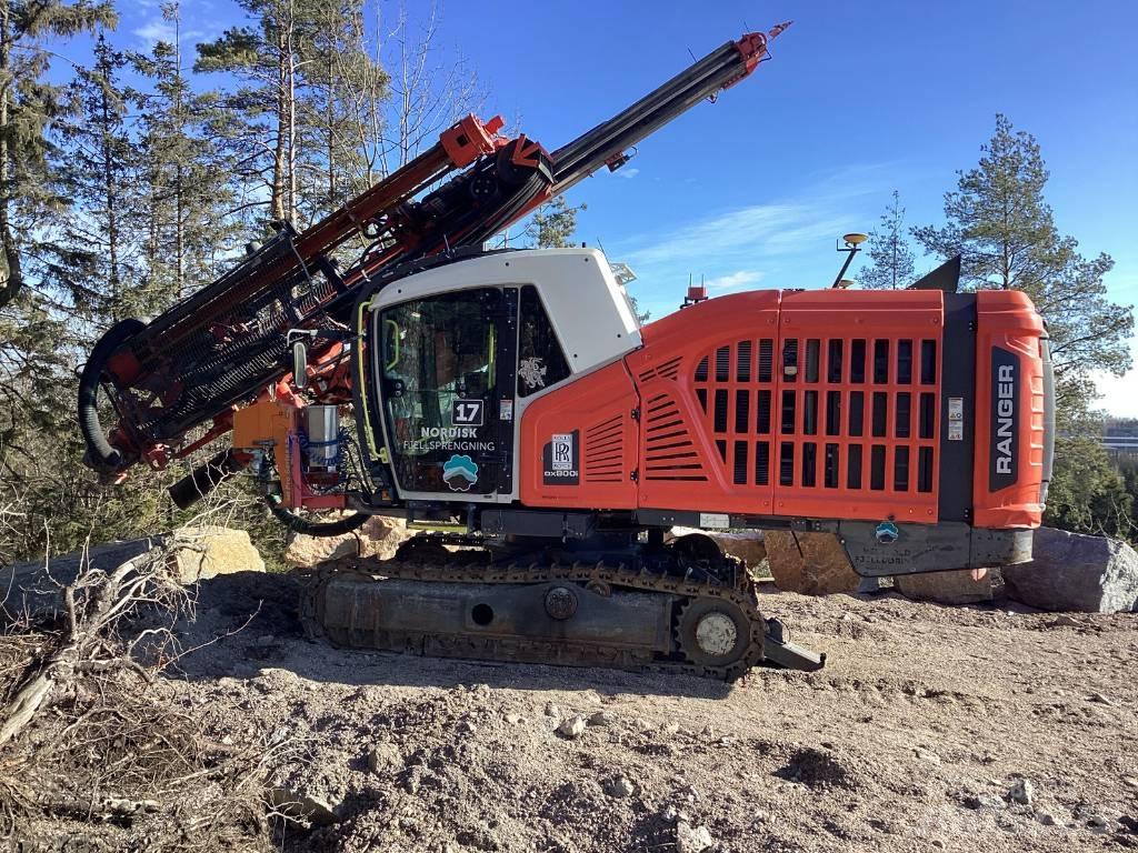 Sandvik DX800i 鑽孔機