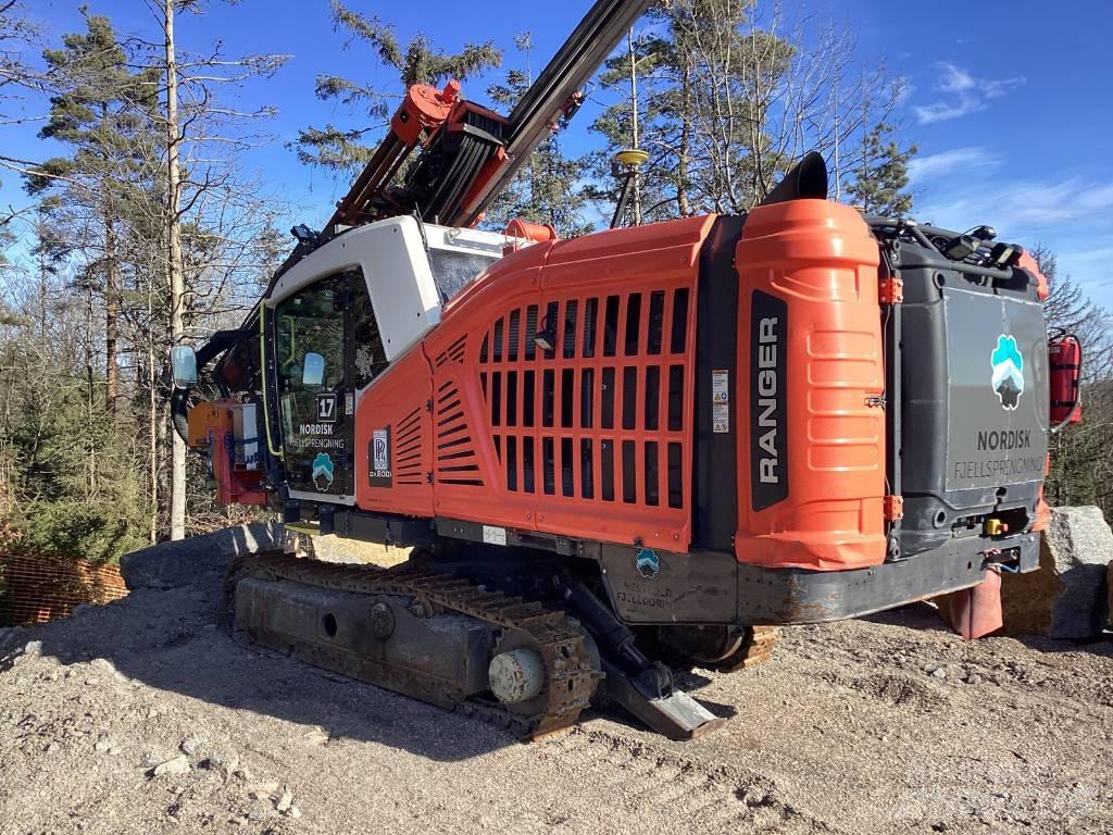 Sandvik DX800i 鑽孔機