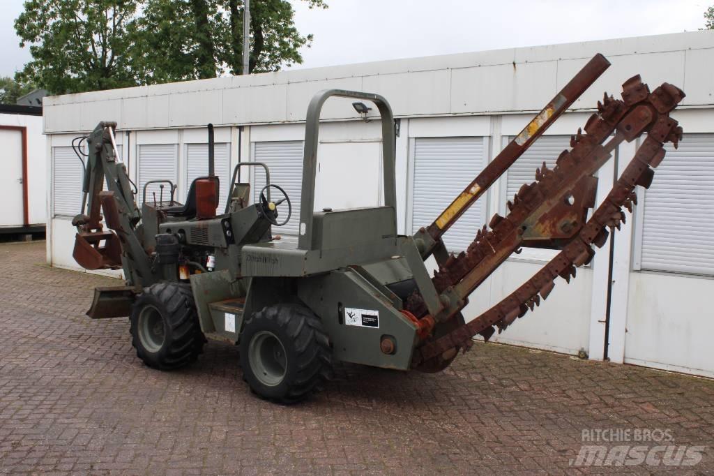 Ditch Witch 3210 掘溝機