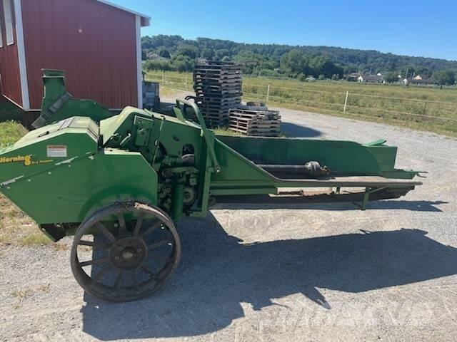 John Deere 3950 牧草收穫機
