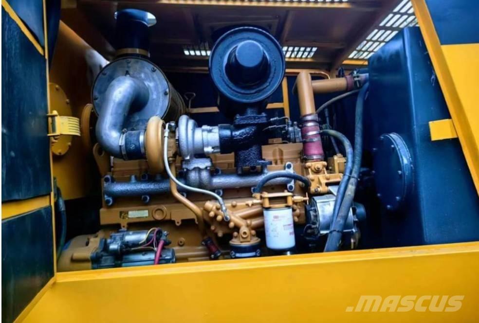 XCMG GR 2153 平土機