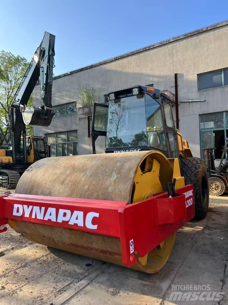 Dynapac CA 30 D 單輪滾壓機