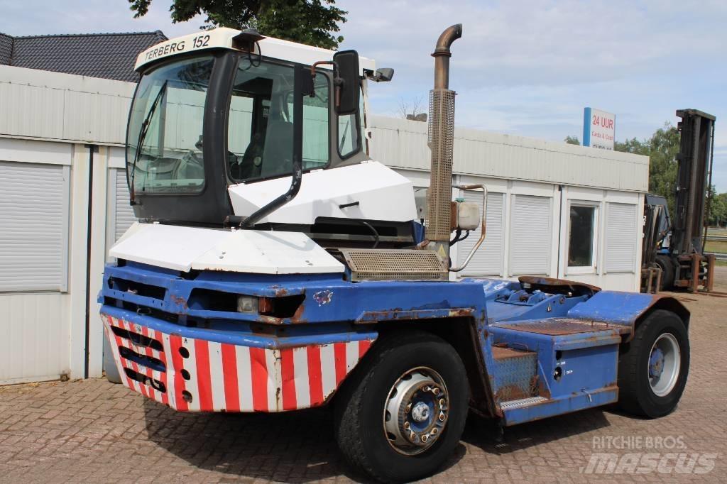 Terberg RT 222 終端式曳引機
