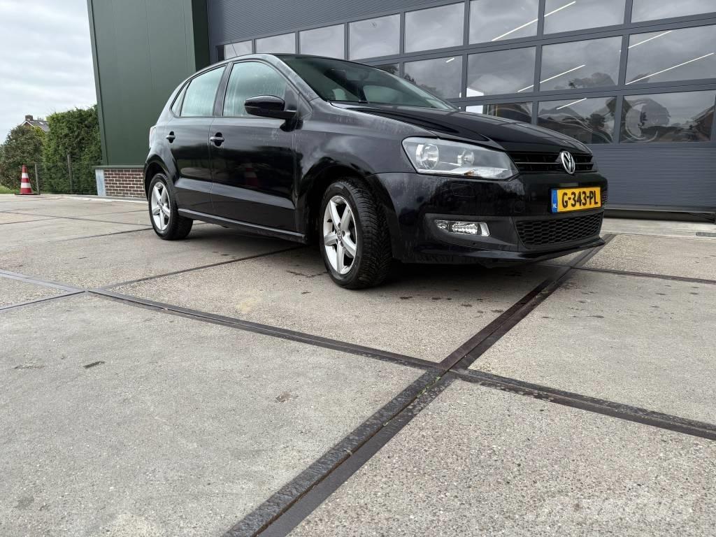 Volkswagen Polo 汽車