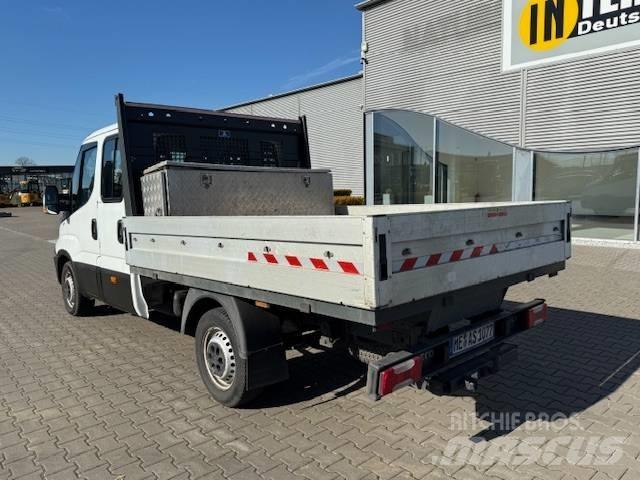 Iveco Daily 35 S12 廂式貨物運輸車