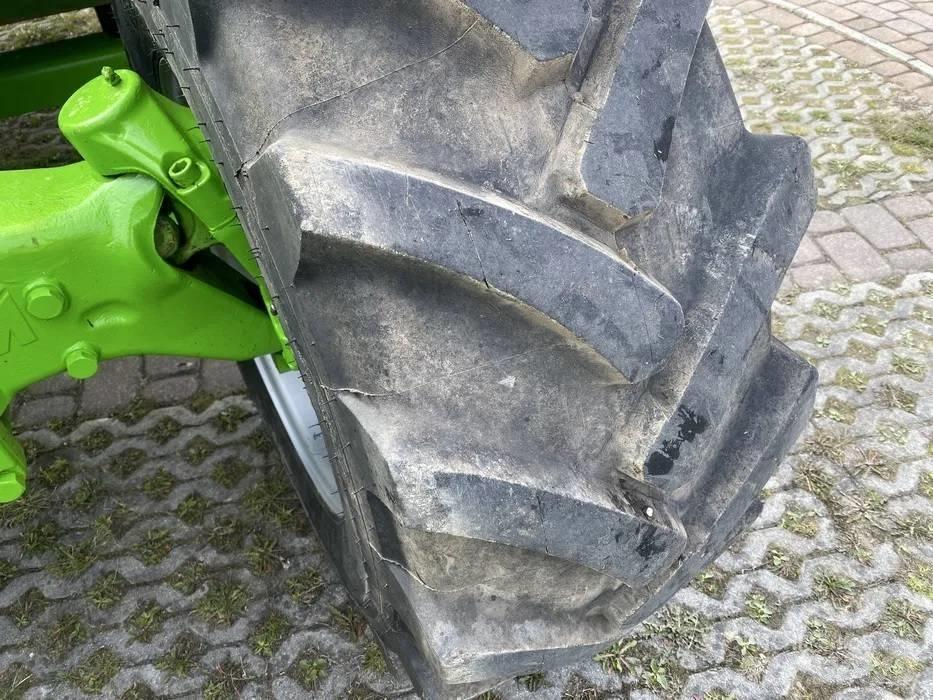 Merlo 32.6 伸縮臂操作車