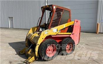 Bobcat 753 滑移轉向裝載機