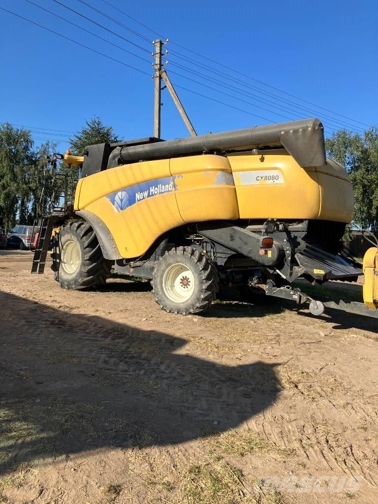 New Holland CX 8080 聯合收穫機