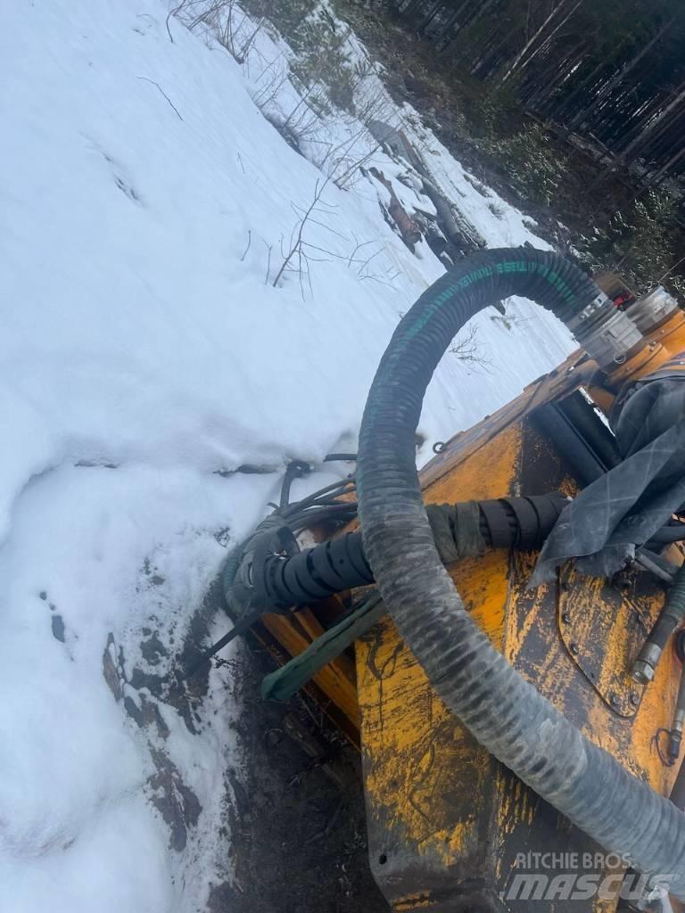 CAT 325 FL CR 鑽孔機