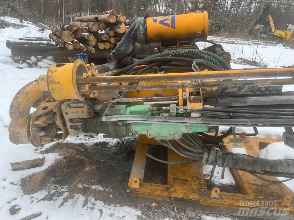 CAT 325 FL CR 鑽孔機
