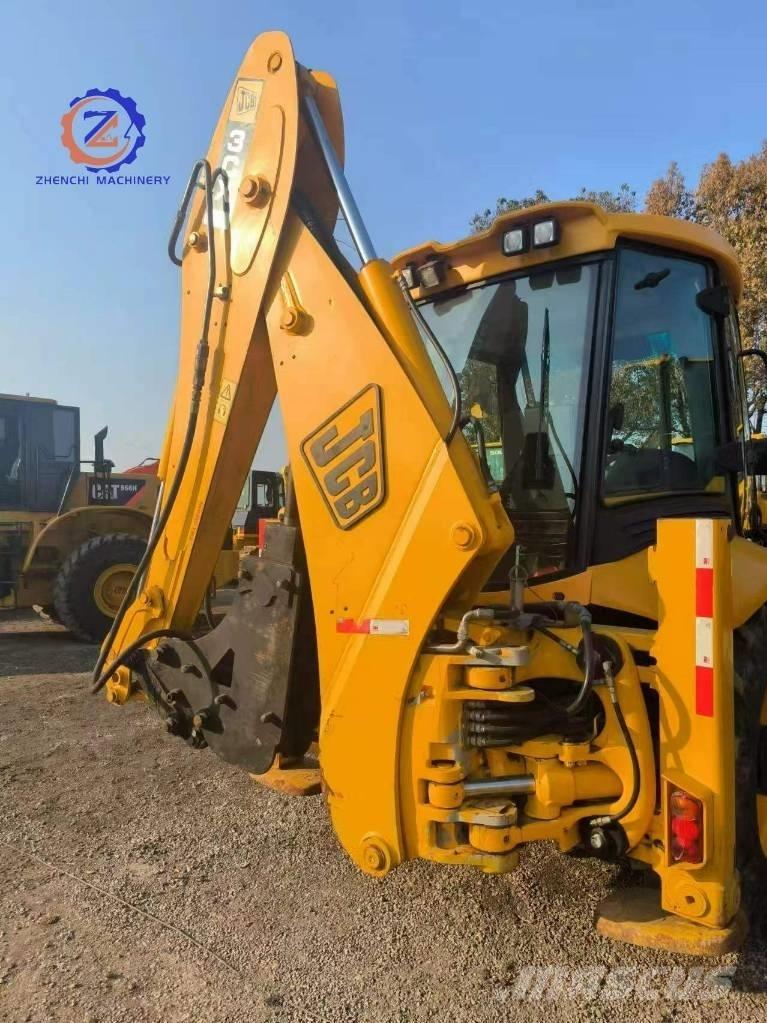 JCB 3 CX 反鏟裝載機