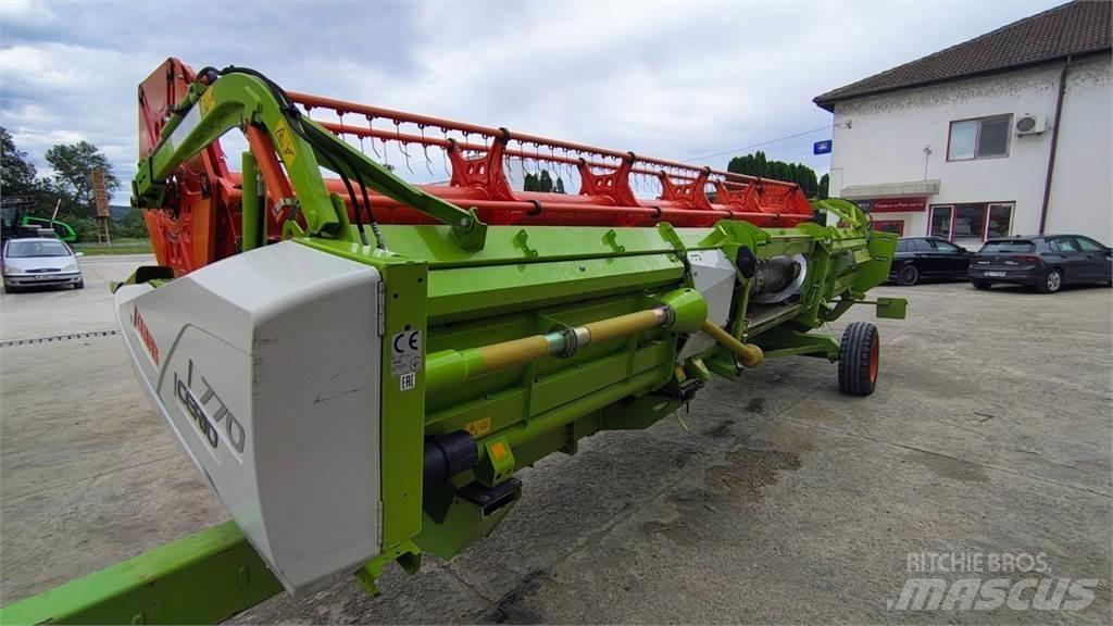 CLAAS CERIO 770 收穫機頭