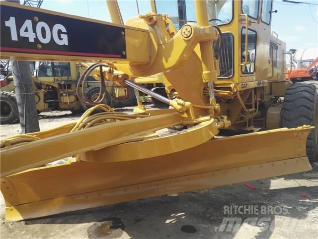 CAT 140 G 平土機