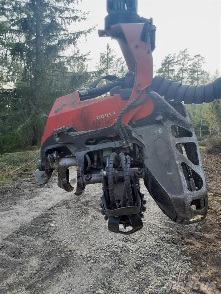 Komatsu C93 收穫機頭