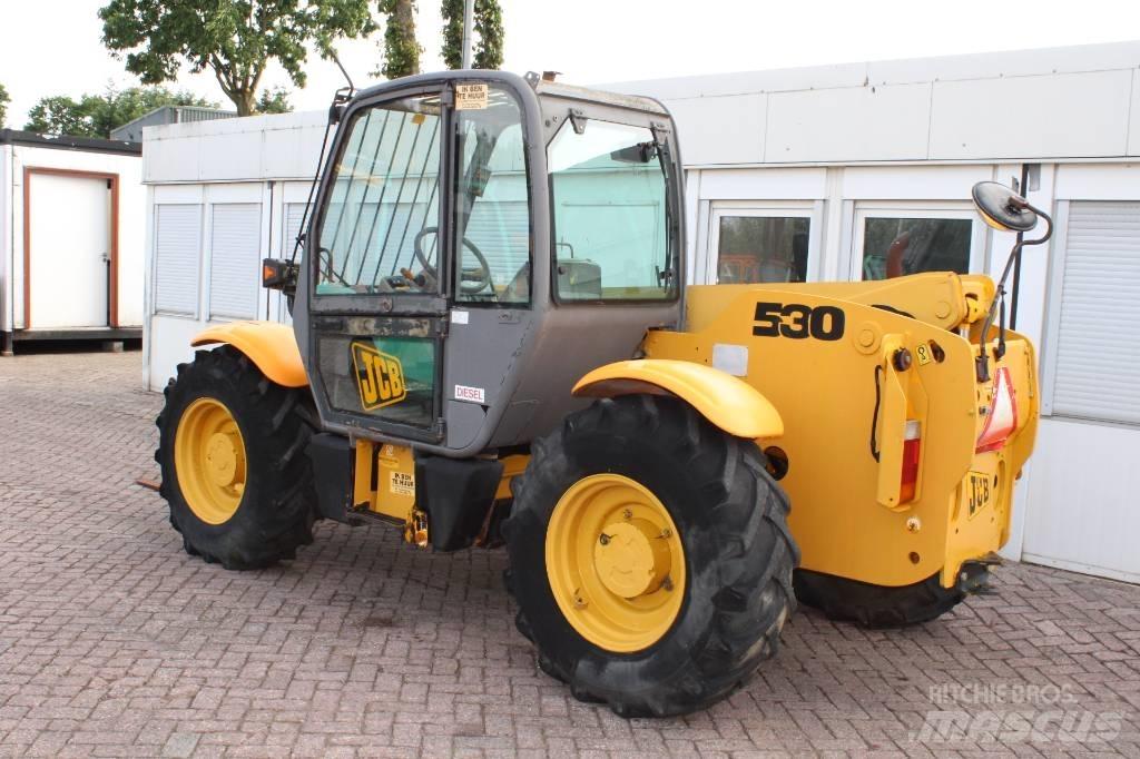 JCB 530-70 伸縮臂操作車