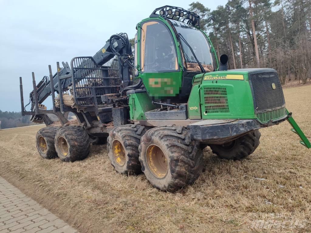John Deere 1010 E 集運機