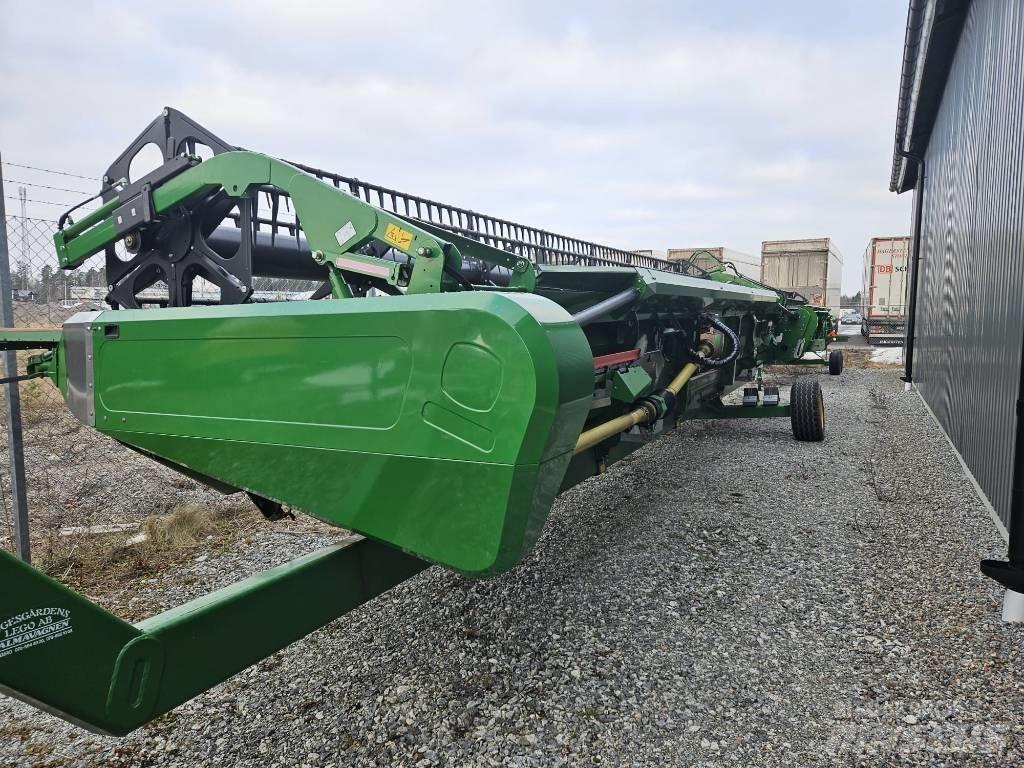 John Deere 735 PF 聯合收割機頭