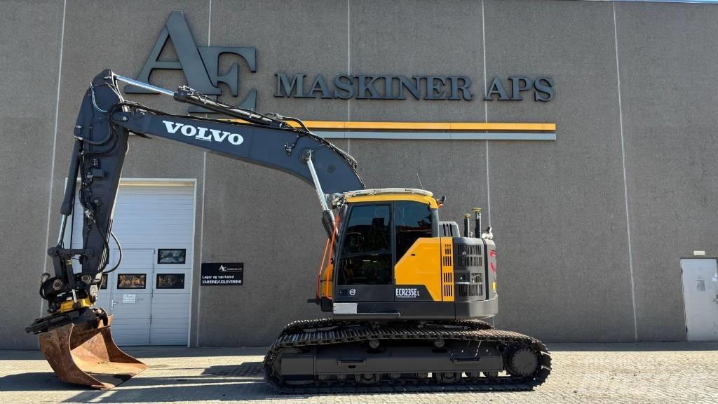 Volvo ECR 235 E 履帶式 挖土機/掘鑿機/挖掘機