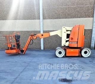 JLG E 300 AJP 曲臂高空作業車