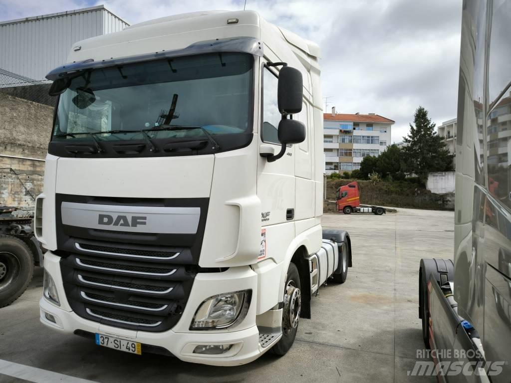DAF XF 460 FT 曳引機組件