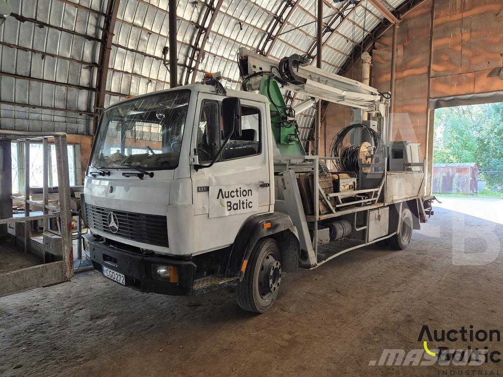 Mercedes-Benz 1114 卡車裝載高空作業車