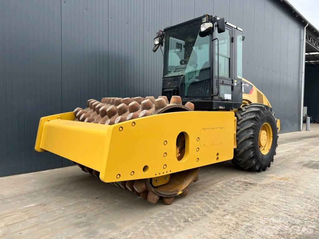 CAT CP74 單輪滾壓機