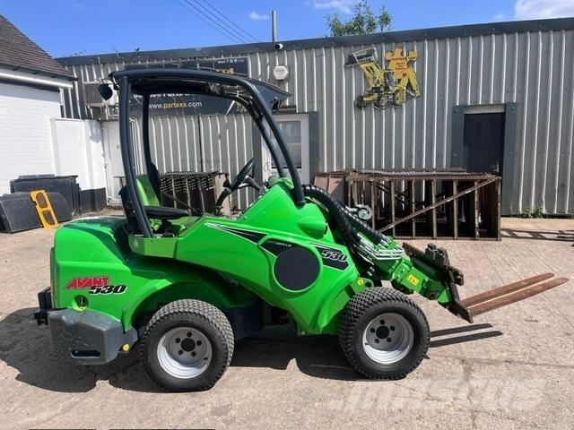 Avant M530 小型裝載機
