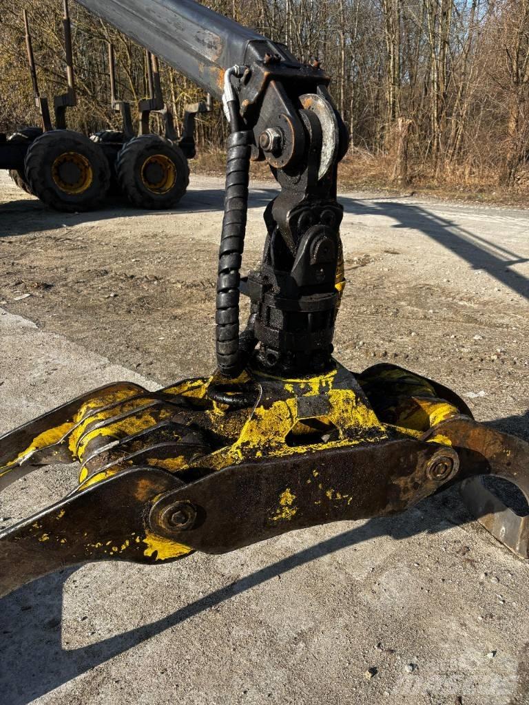 Ponsse Buffalo 8W 集運機