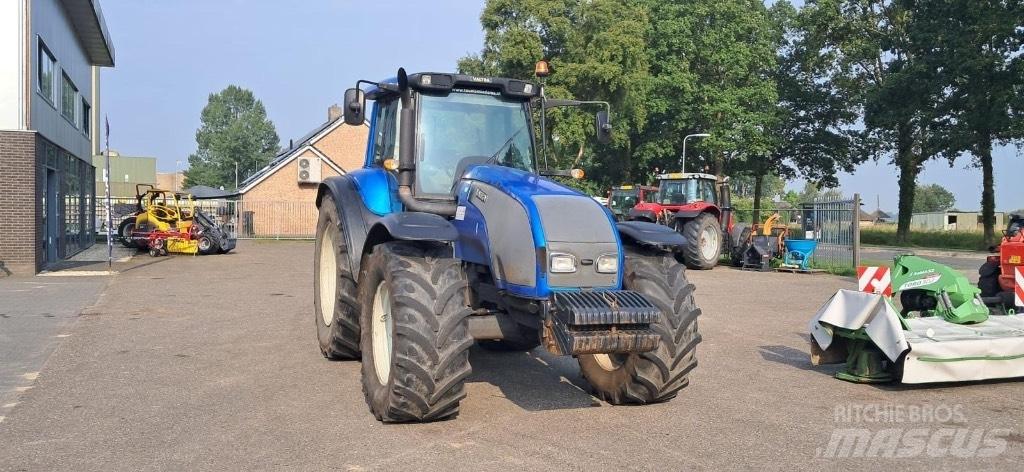 Valtra T160 曳引機