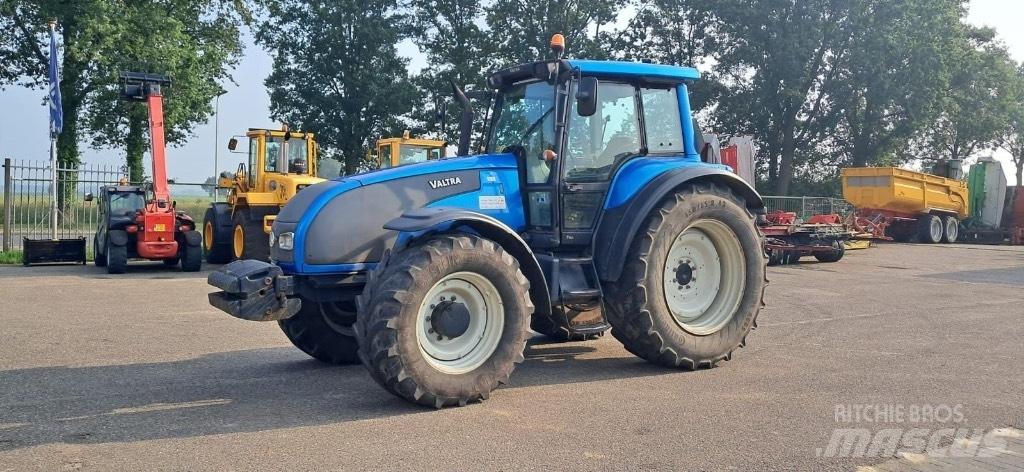 Valtra T160 曳引機